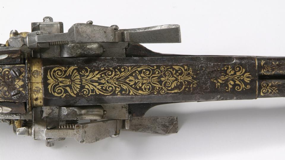 Détail du pistolet à rouets à double canon