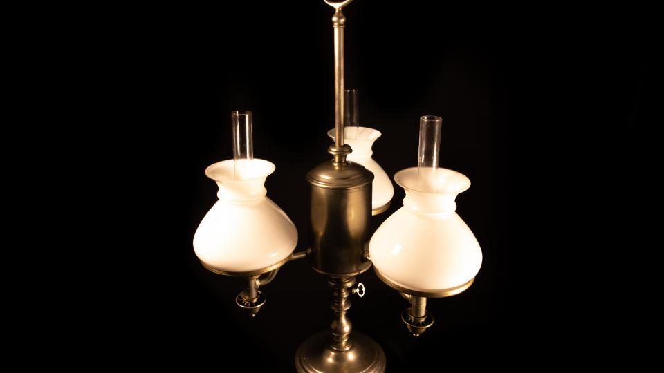 Lampe de bureau Pillischer - Musée Grand Curtius à Liège