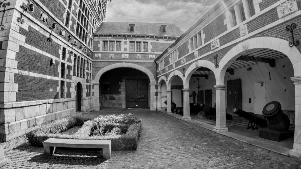 Cour du Palais Curtius Grand Curtius