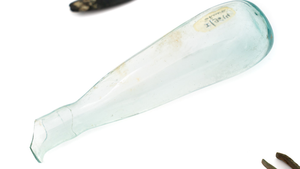 Objet du mois de septembre 2025 - Vase - Senteurs et cosmétiques de l’Antiquité - Grand Curtius - Musée de Liège